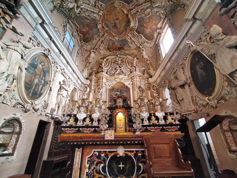 FOTORACCONTO - Ticineto, un trionfo di stucchi